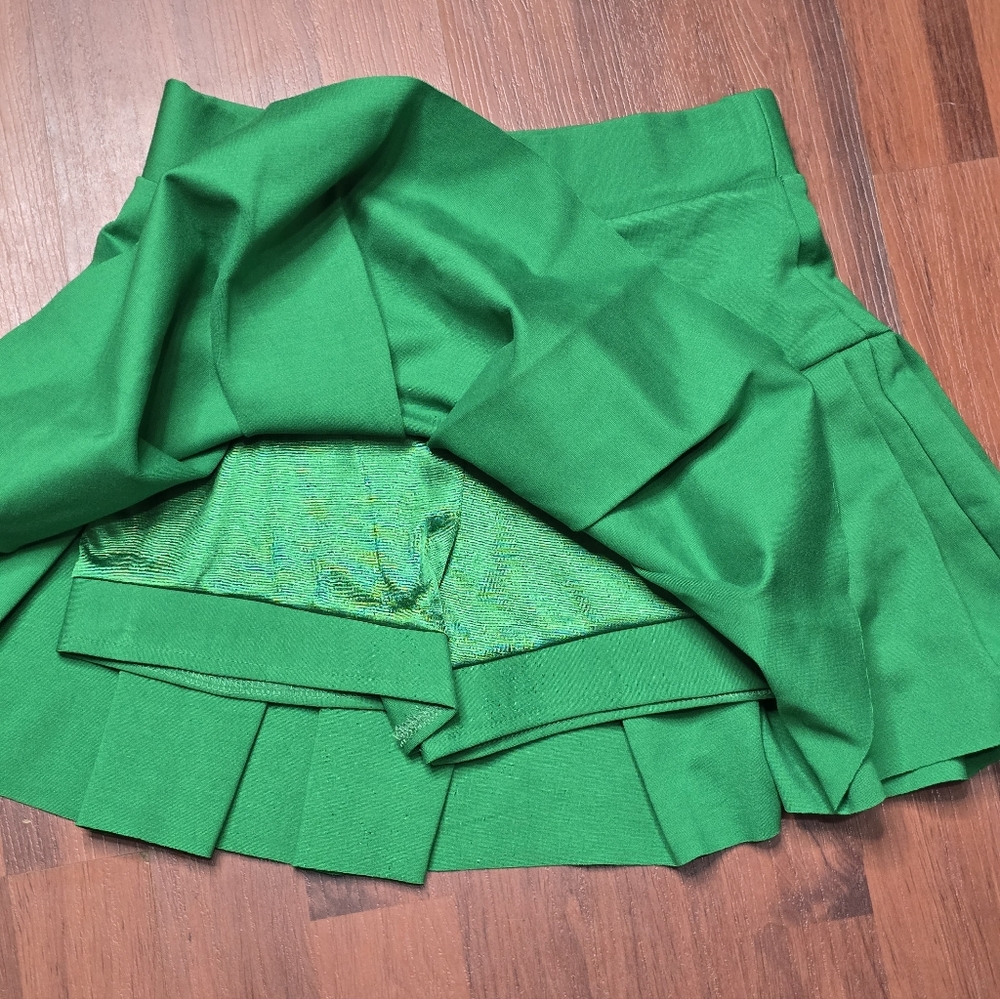 Elegant Green Women's Skirt
